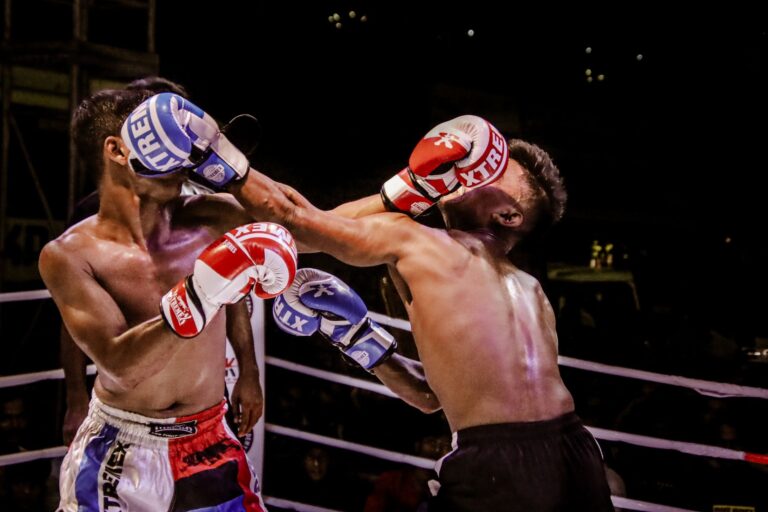Catch Every Punch Live Boxing Streams for Free on Fight Night