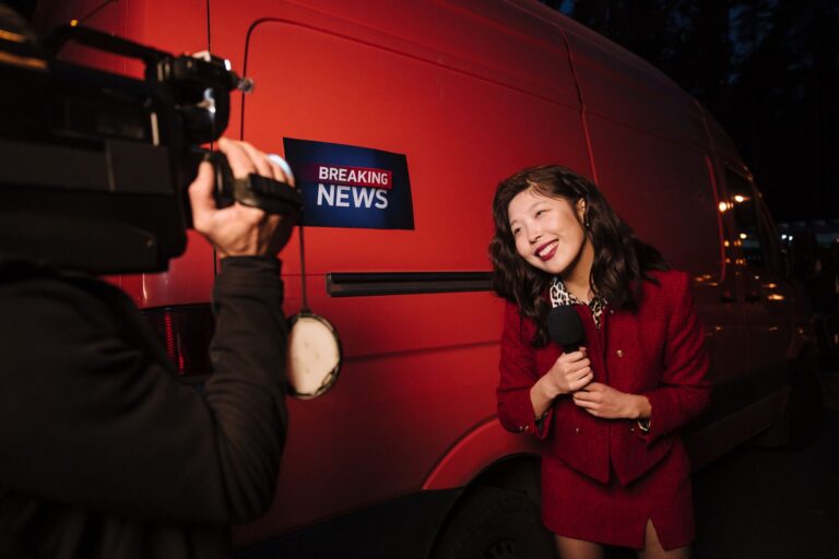 The Benefits of Working as a Part-Time Karaoke Reporter
